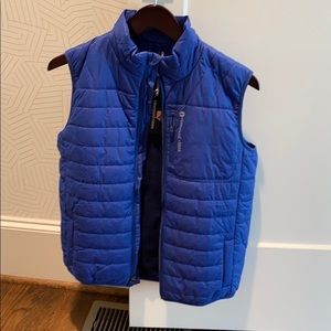 Vineyard Vines performance vest size xl (18) boys
